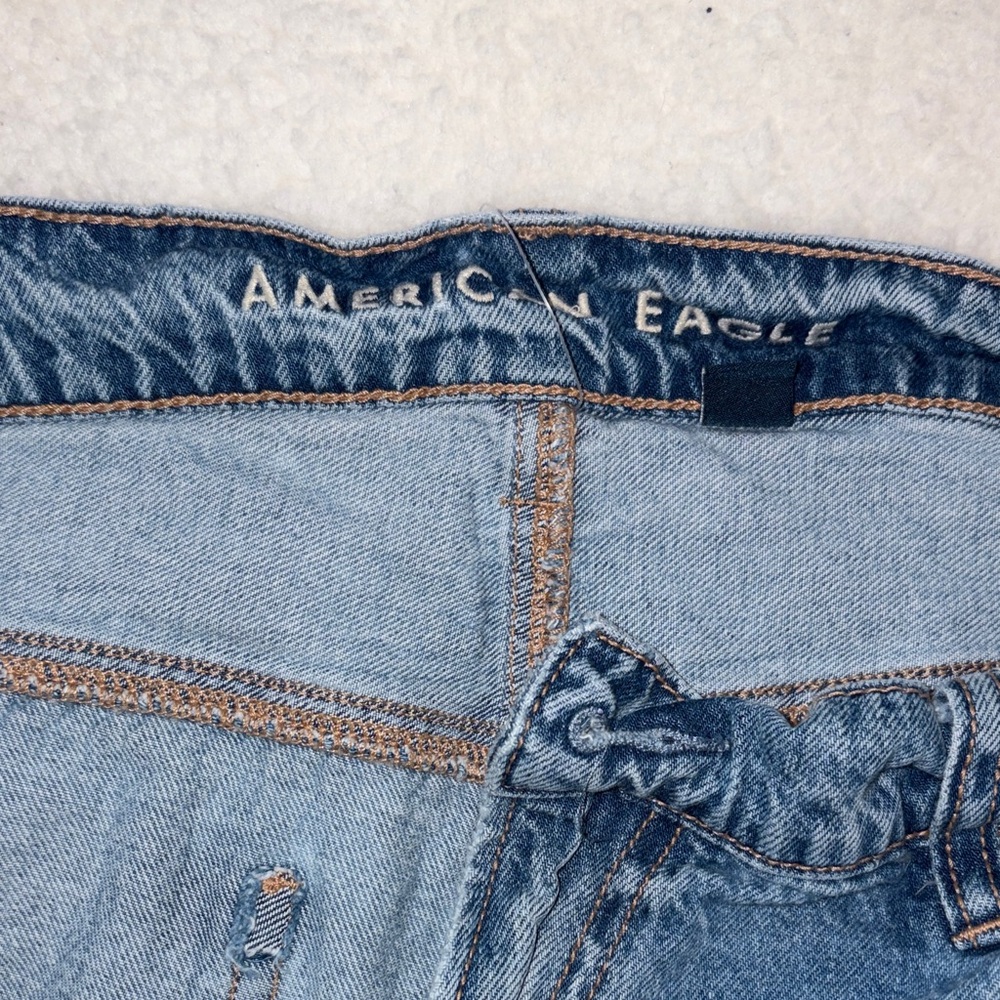 American Eagle Outfitters wide leg frayed hem jeans - Picture 3 of 7